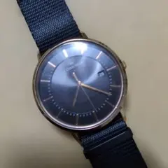美品.稼働品.The Clock House腕時計 クォーツ ブラックxゴールドのサムネイル
