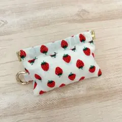 携帯ゴミ袋入れ(バネ口ポーチ) ♪いちご柄白