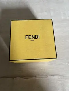 FENDI シルバーオープンリング イエローボックス付き
