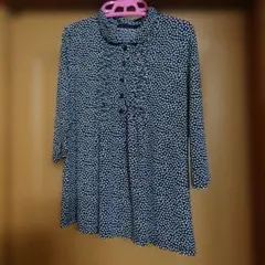 黒と白のドット柄5分〜7分袖チュニック　М