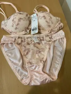 アモスタイル(トリンプ) B65 ブラジャーショーツセット