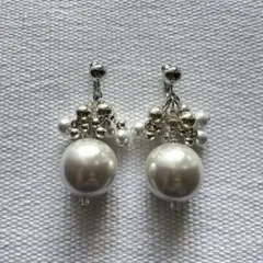 《新品・未使用》パール イヤリング ネジ式 結婚式 シルバー ハンドメイド