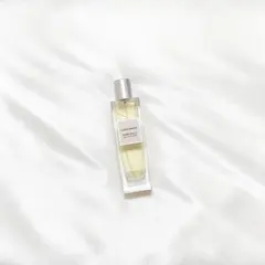 LAURA MERCIER アンバーバニラ オードトワレ 50ml - メルカリ