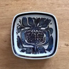 美品】ロイヤルコペンハーゲン バッカ 角皿 ブルー 17.5cm - メルカリ