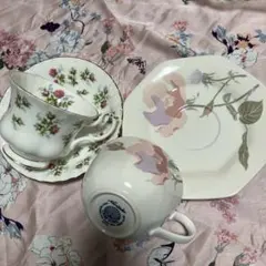 ロイヤルアルバート 陶器 花の置物 ピンク 赤 - メルカリ