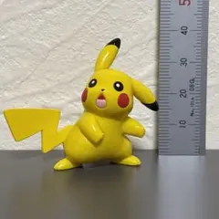 【希少】 レアポーズ　ピカチュウ　ポケモン　フィギュア