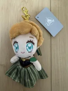 【新品未使用】ディズニー　アナ　ぬいぐるみキーホルダー　プラッシュキーチェーン