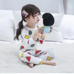 セール！！ジュニア子供用　クレヨンしんちゃんパジャマ　冬物部屋着長袖長ズボン