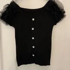 フリル付き黒半袖ニット