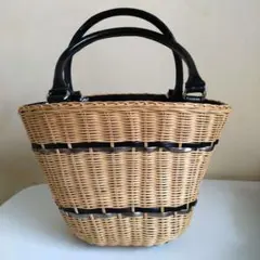 Item thumbnail for item f5dc5086-e333-4cba-ad02-36a19b2d7fb2