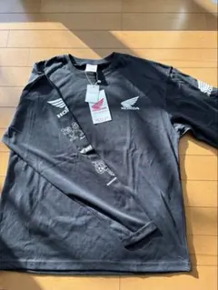 豆*助様 新品❣️ HONDA ロングTシャツ ブラック　袖&フロントロゴプリンのサムネイル