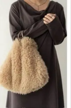 tal. by yumi. 2WAYファーバッグ ベージュ