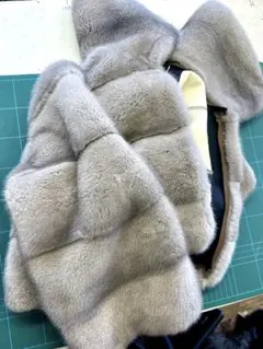 black glama mink ジレ／sample品／GAKE日本製❣️ - メルカリ