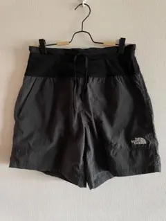 美品 THE NORTH FACE フリーランショーツ