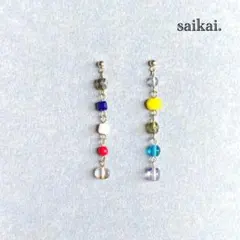 [236-2]ガラスビーズのアシンメトリーピアス ブルー レッド ヴィンテージ