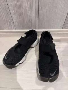 NIKE AIR RIFT 25cm ブラック スポーツサンダル - メルカリ