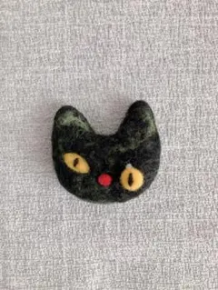 ゾンビ猫　ブローチ　羊毛フェルト