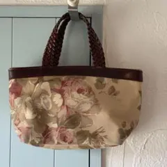 J&M DAVIDSON ハンドバッグ 花柄　王由由のサムネイル