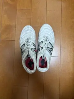 New Balance 442