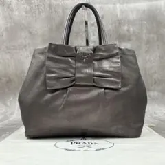 【プラダ】PRADA リボン パテントレザー　エナメル シワ加工　トートバッグ プラダ】PRADA リボン パテントレザー エナメル シワ加工 トートバッグ