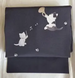 素敵な装い！西陣お洒落袋帯 綿芯仕立付 黒猫白猫 薄グレー - メルカリ