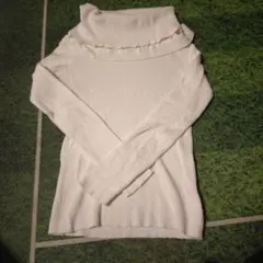 ホワイトリブニット Mサイズ