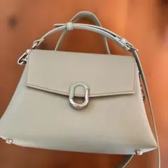 CHARLES & KEITH ツーウェイハンドバッグ　アイスグリーン