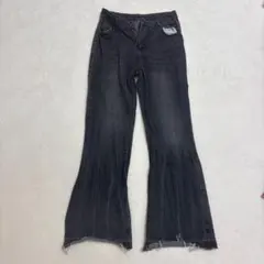 カットオフ フレアデニムパンツ ブラックのサムネイル