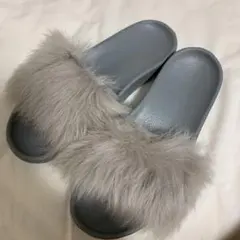ファーサンダル UGG