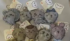 新品タグ付き　ちいかわ ラインストーンキーホルダー２　全種セットです。