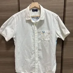 【人気デザイン】フレッドペリー 半袖シャツ M 白×青 ストライプ 切り替えのサムネイル