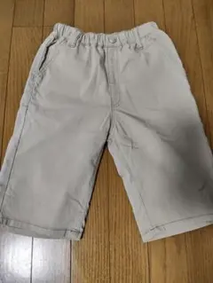 キッズ　ベージュ ハーフパンツ ウエストゴム　130cm