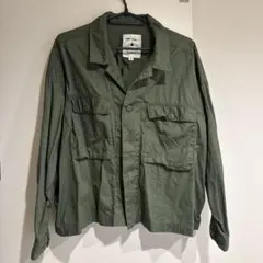 ニコアンド　カーキシャツ