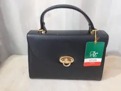 ハンドバッグ ショルダーストラップ付き　長期保管の汚れあり　卒業式　　入学式