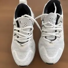 Under Armour メッシュスニーカー USA 5.5