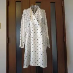 ホワイト・ドット・長袖スプリングコート