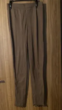 ハグオワーRobert P. Miller HUG Ō Wār フリル裾パンツ