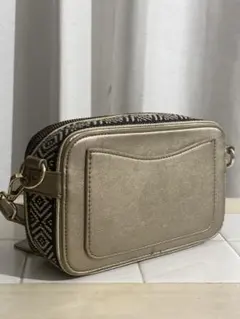 ゴールド ショルダーバッグ