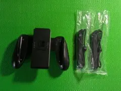 Nintendo Switch Joy-Conグリップ 黒、ストラップ付き