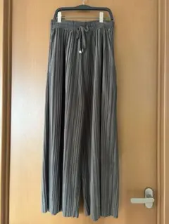 【Bou Jeloud】ベロアランダムプリーツパンツ