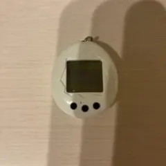 サンタクロっちのたまごっち 白 tamagotchi 平成レトロ 音画面 - メルカリ