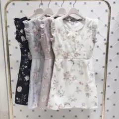 evelyn 花柄 レースアップ ミニワンピース ノースリーブのサムネイル