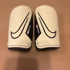 サッカー☆NIKE☆シンガード☆マーキュリアル ハードシェル☆Lサイズ