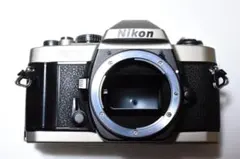 Nikon FM10 完全機械式 マニュアルカメラのサムネイル