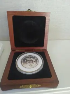ロイヤルミント ロビンフッド 1オンス銀貨プルーフ - メルカリ