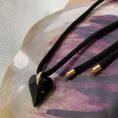 ネックレス　ハート　ジェット　クリスタルブラック　チョーカ　ペンダント