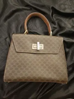 Item thumbnail for item 22ce151e-f544-41e6-bfd3-686e7eec2a54