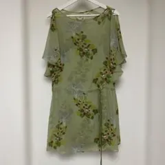 シンシアローリー☆シアー素材 フルーツ柄 オープンショルダー チュニックのサムネイル