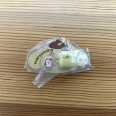 サンリオキャラクターズ　パッケージチャーム　ポムポムプリン　1点