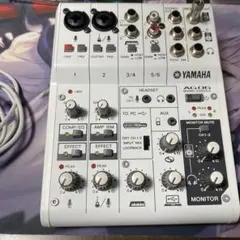 YAMAHA ヤマハ☆AG06MK2☆白 数回使用の美品です。箱は痛みあり